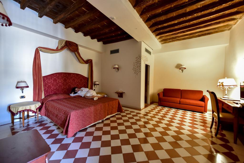 Antica Dimora Alla Rocca Τρέβι Εξωτερικό φωτογραφία
